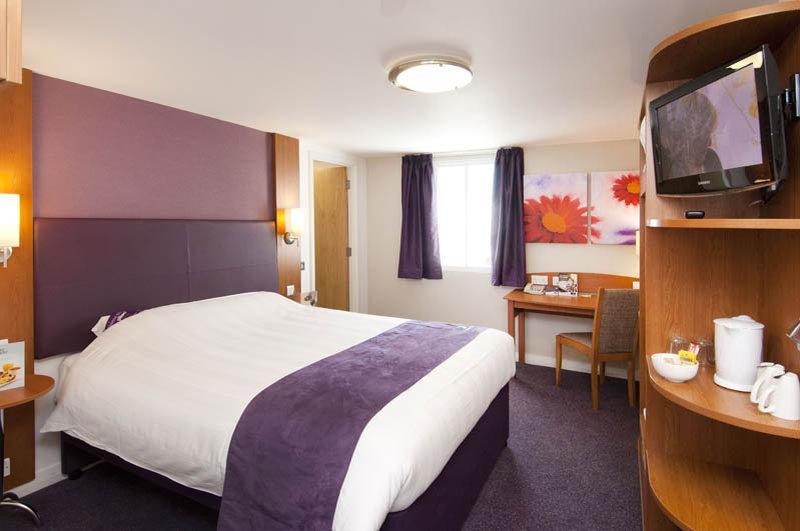 Premier Inn Ripley Ripley  Ngoại thất bức ảnh